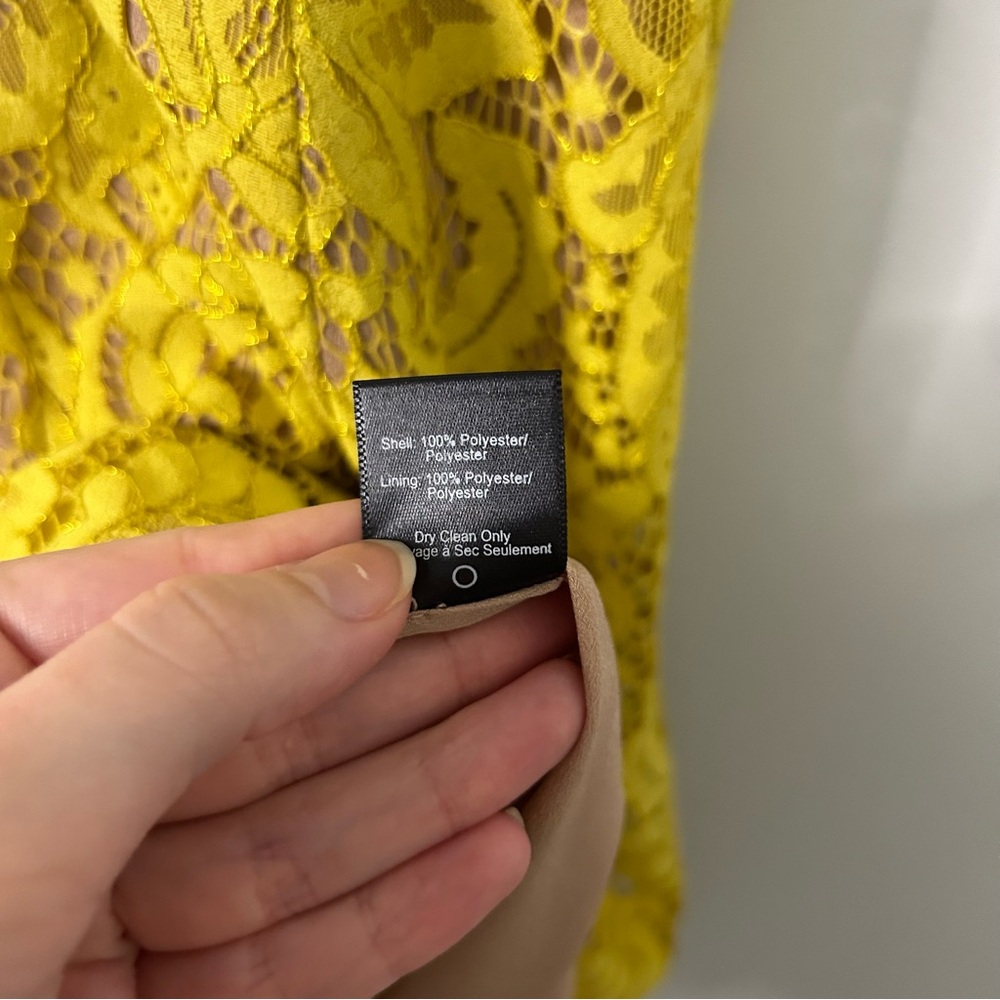 Dress The Population Angie Yellow Lace Halter Mini Dress - Picture 3 of 9